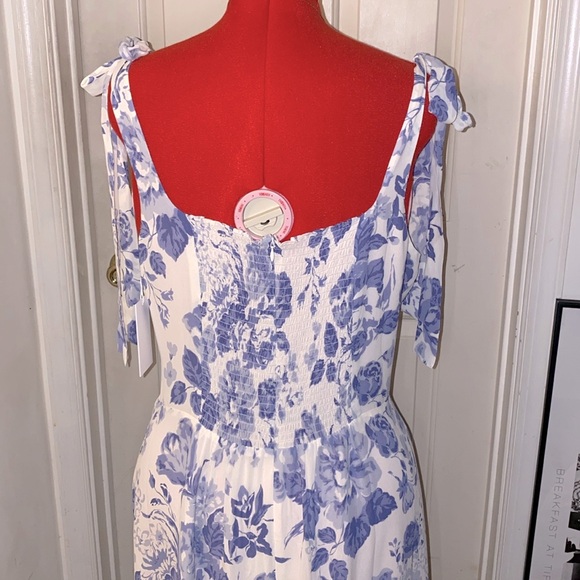 Reformation Twilight Midi Dress - Picture 6 of 10